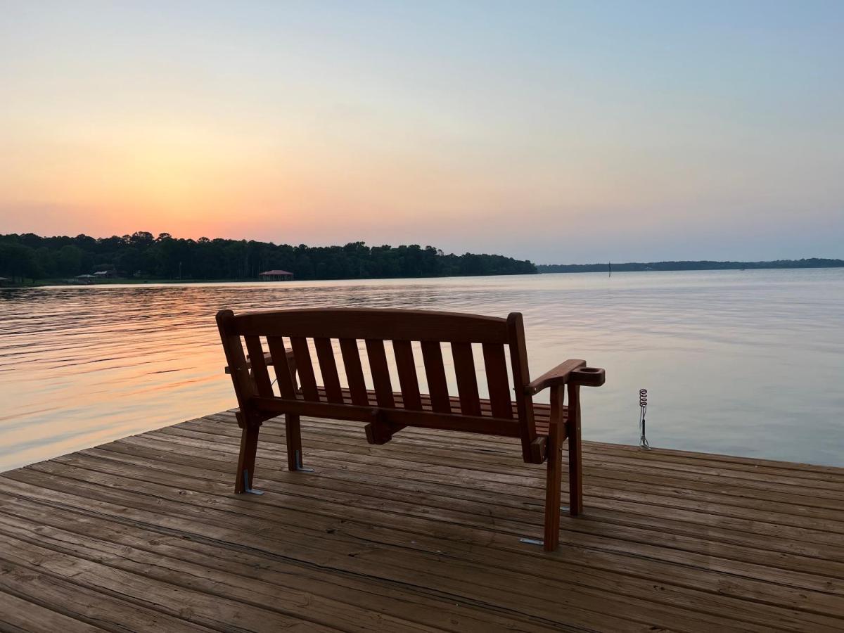 Lakefront Oasis With Private Boat Dock On Lake Palestine Coffee City Kültér fotó